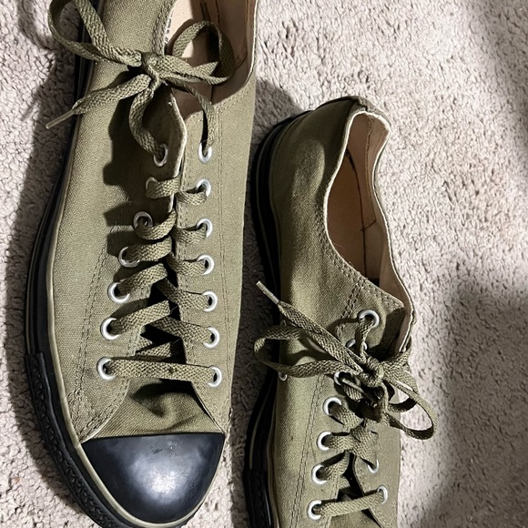 Converse Chuck Taylor Size12  Army Green & Black - Picture 2 of 4